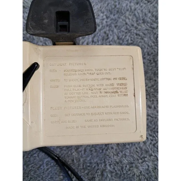 VTG Polaroid Land Camera Swinger Model 20 Strap Photography Decorations Untested - Picture 6 of 12